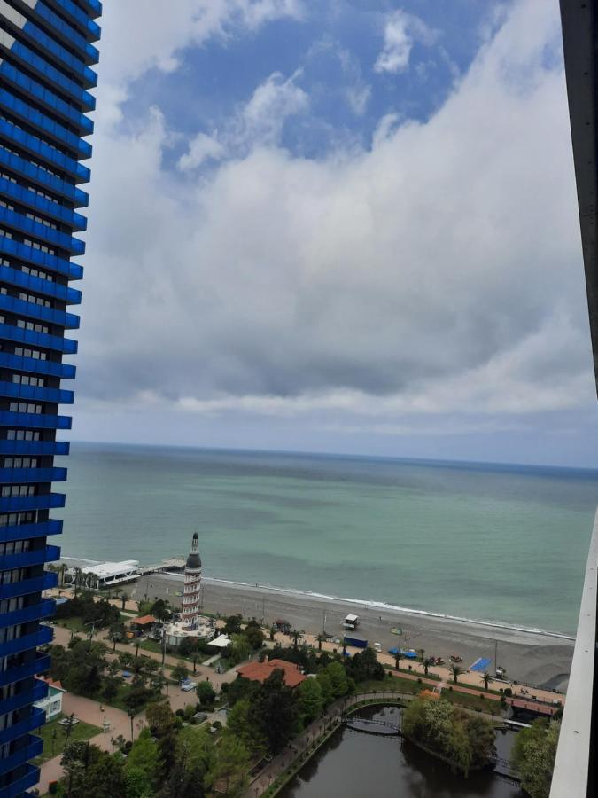 The Best Beach Aparthotel Orbi City Batumi Exterior photo