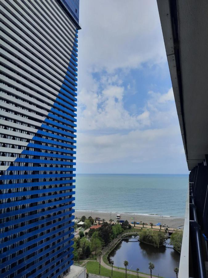 The Best Beach Aparthotel Orbi City Batumi Room photo